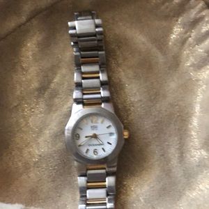 SWISS ESQ WRIST WATCH🔴SALE